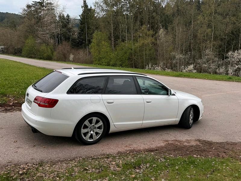 Używany Audi A6 239 KM (175 kW) 2011 Biały Kombi