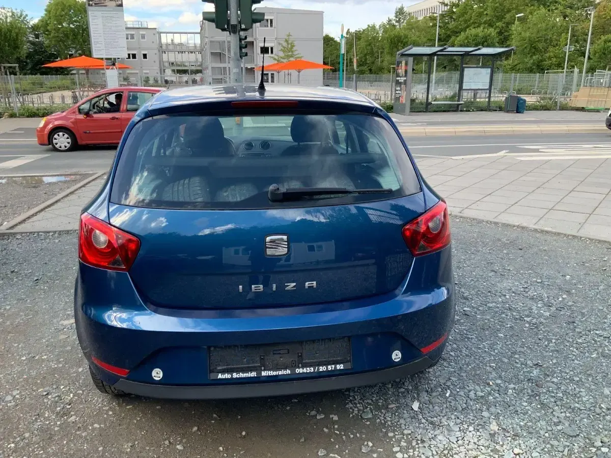 Gebraucht Seat Ibiza 105 PS (77 kW) 2013 Blau Limousine