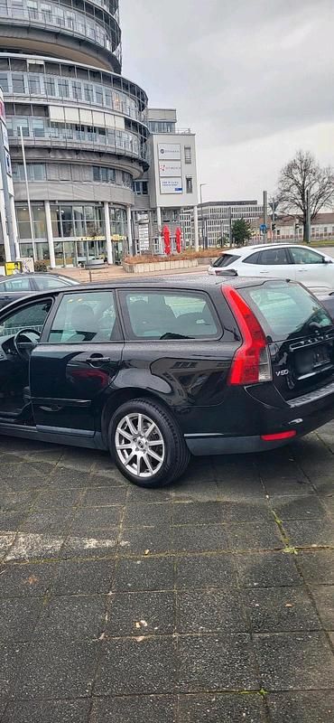 Gebraucht Volvo V50 109 PS (80 kW) 2009 Schwarz Kombi