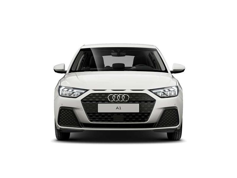 Gebraucht Audi A1 110 PS (80 kW) 2024 Cortinaweiß SUV