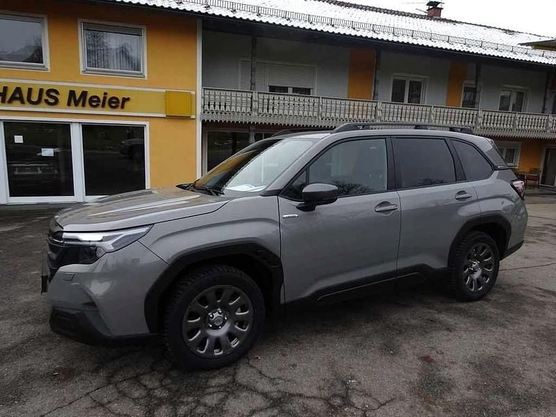 Gebraucht Subaru Forester Exclusive+ 136 PS (100 kW) 2025 Grau SUV
