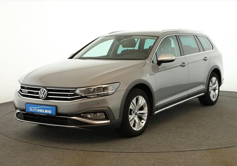 Gebraucht VW Passat Alltrack 200 PS (147 kW) 2022 Mondsteingrau Kombi