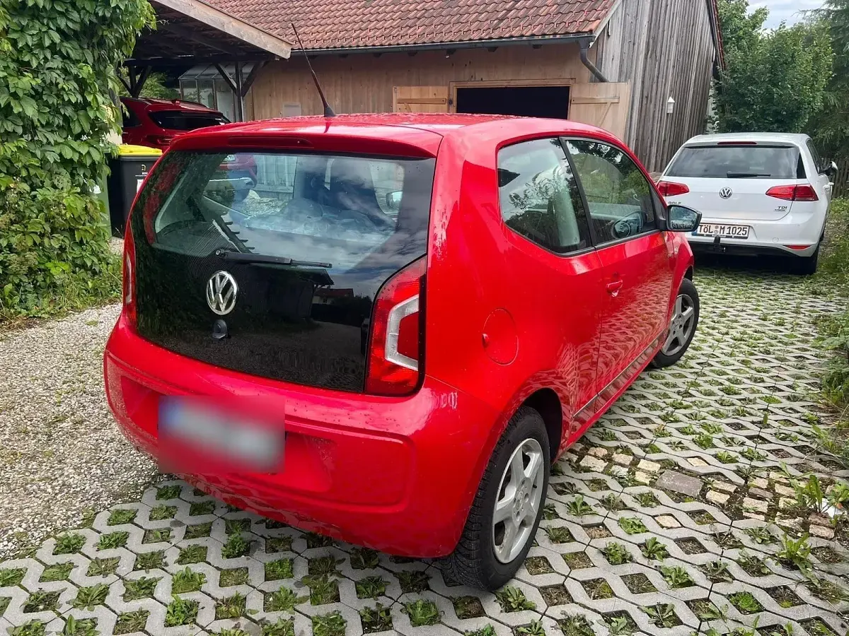 Gebraucht VW up! 75 PS (55 kW) 2013 Rot Kleinwagen