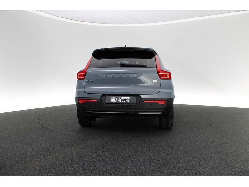 Gebraucht Volvo XC40 Core 169 kW (231 PS) 2022 Grau SUV