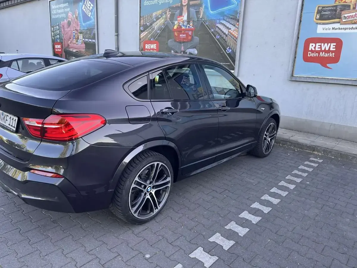 Gebraucht BMW X4 M Sport 258 PS (189 kW) 2017 Grau SUV