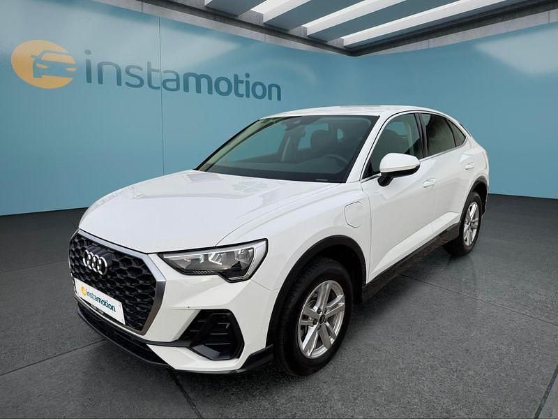 Weiß Gebraucht 2022 Audi Q3 Sportback SUV | 29.649 € (Superpreis) - Bild 1/4