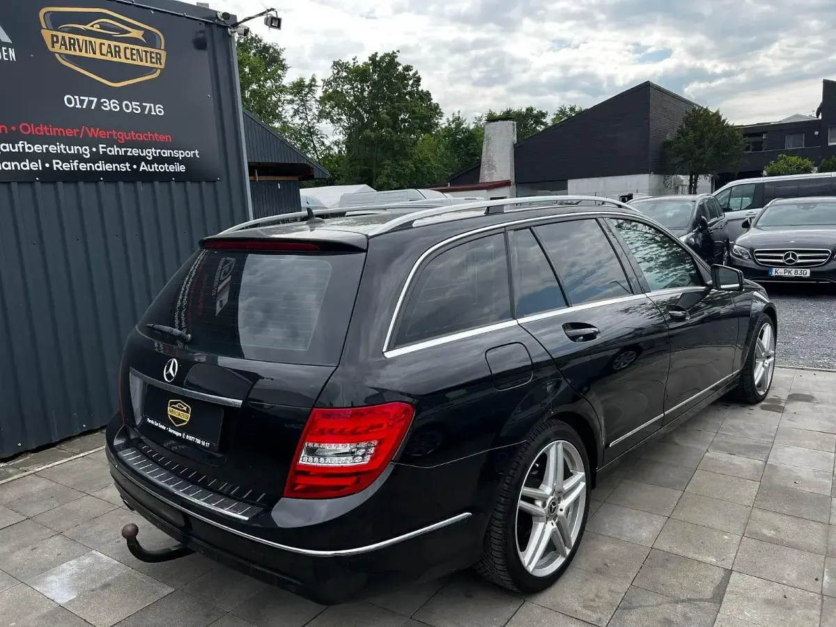Gebraucht Mercedes C180 Avantgarde 156 PS (114 kW) 2013 Schwarz Kombi