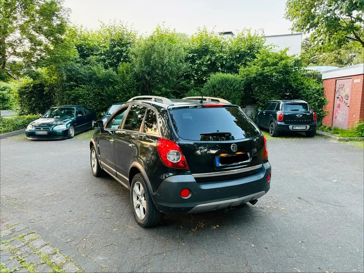 Gebraucht Opel Antara 150 PS (110 kW) 2009 Schwarz SUV