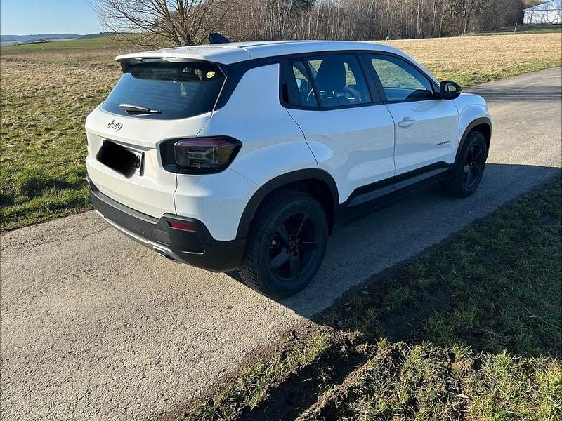 Gebraucht Jeep Avenger 137 PS (100 kW) 2022 Weiß SUV