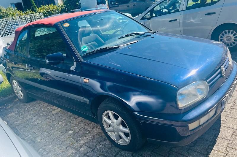 Blau Gebraucht 1996 VW Golf Cabriolet Cabrio | 750 € (Superpreis) - Bild 1/4
