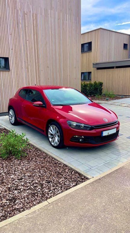 Rot Gebraucht 2009 VW Scirocco Coupé | 6.499 € (Teuer) - Bild 1/4