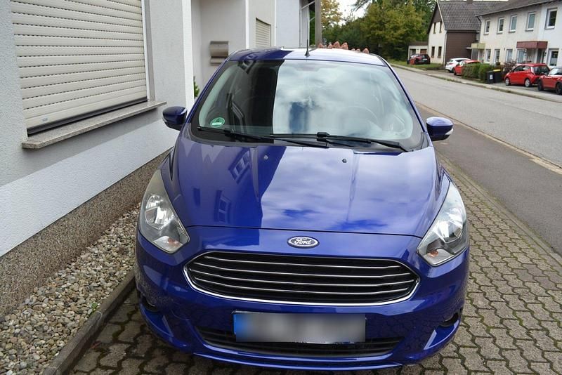 Gebraucht Ford Ka Plus Cool & Sound Edition 86 PS (63 kW) 2017 Blau Kleinwagen