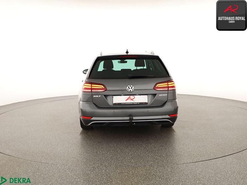 Second-hand VW Golf VII Active 131 CP (96 kW) 2019 Gri Break
