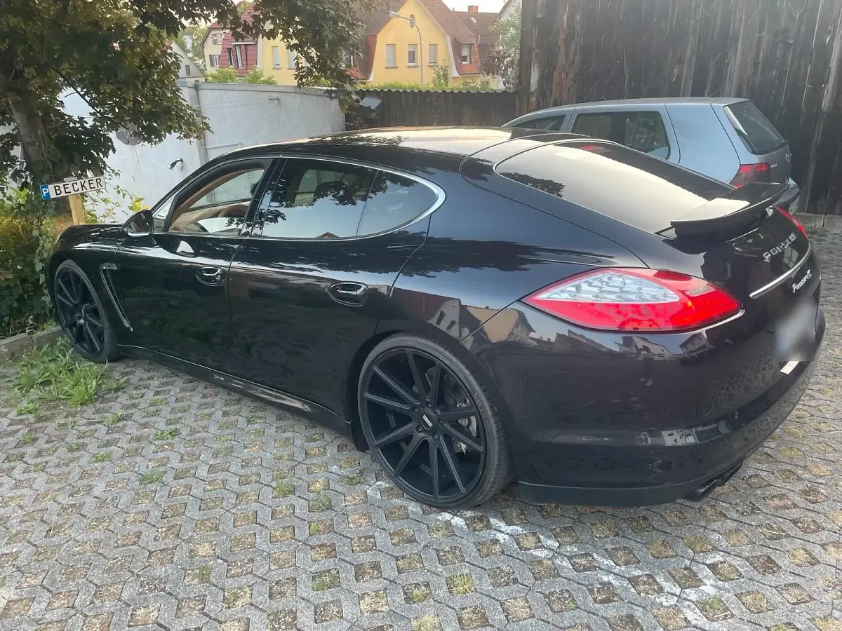 Gebraucht Porsche Panamera 4S 400 PS (294 kW) 2010 Schwarz Kleinwagen