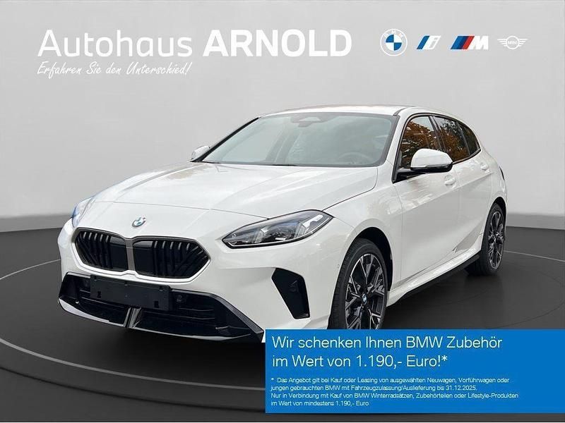 Alpinweiss iii Neu 2025 BMW 120 M Sport Kleinwagen | 33.600 € (Superpreis) - Bild 1/4