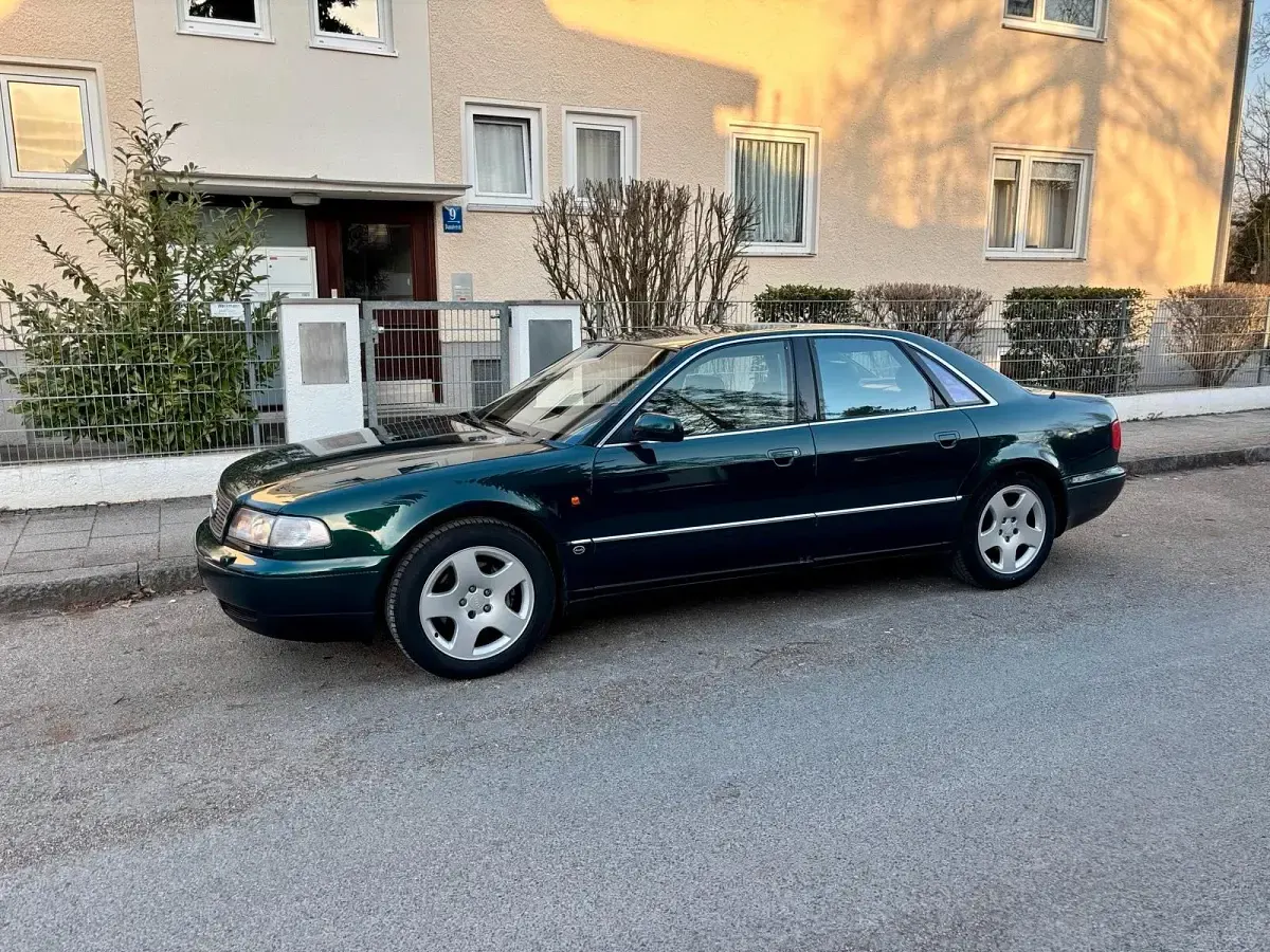 Gebraucht Audi A8 300 PS (220 kW) 1995 Grün Limousine