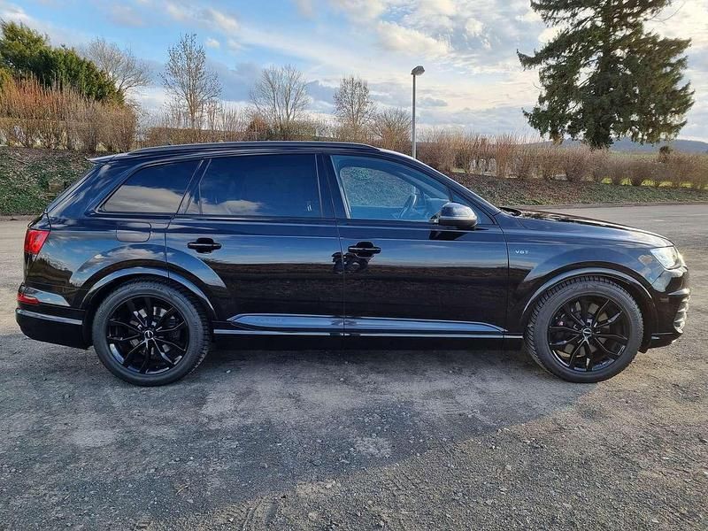 Gebraucht Audi SQ7 Ambiente 435 PS (319 kW) 2018 Schwarz SUV