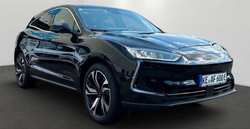Neu Seres 5 430 kW (585 PS) 2025 Schwarz SUV