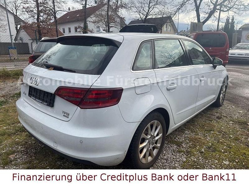 Gebraucht Audi A3 Attraction 150 PS (110 kW) 2014 Weiß Limousine