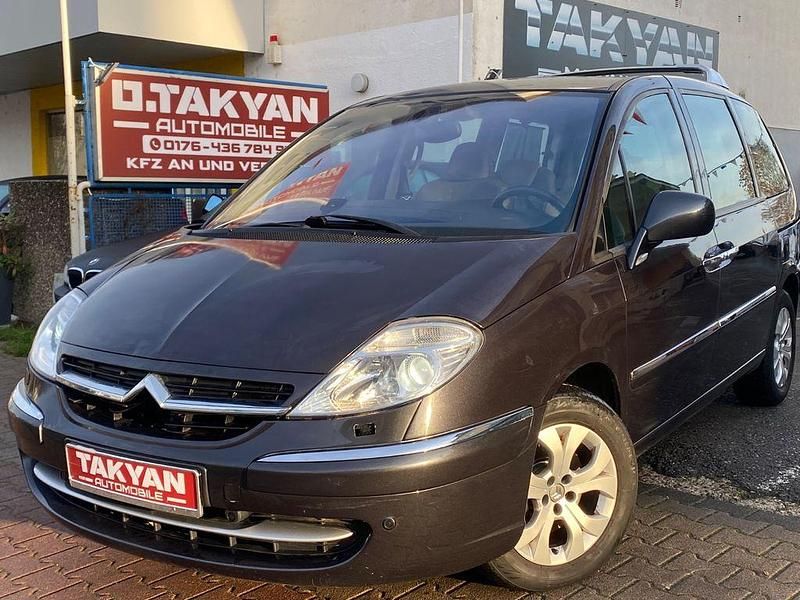 Grau Gebraucht 2009 Citroën C8 Van / Kleinbus | 3.990 € (Fairer Preis) - Bild 1/4