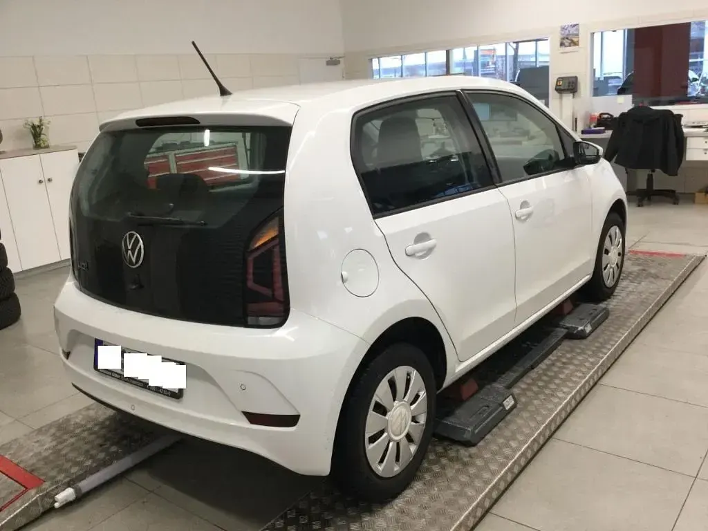 Gebraucht VW up! 65 PS (47 kW) 2023 Pure white Kleinwagen