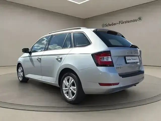 Gebraucht Skoda Fabia 95 PS (69 kW) 2023 Silber Kleinwagen