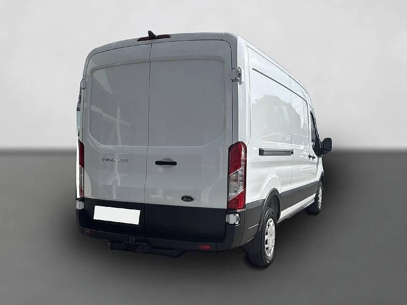 Gebraucht Ford Transit Trend 131 PS (96 kW) 2023 Weiß Van