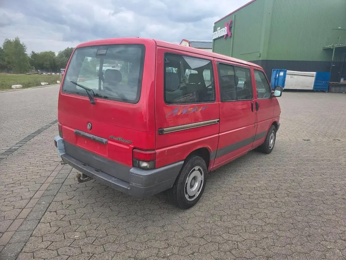 Gebraucht VW Multivan Allstar 84 PS (61 kW) 1993 Rot Van / Kleinbus