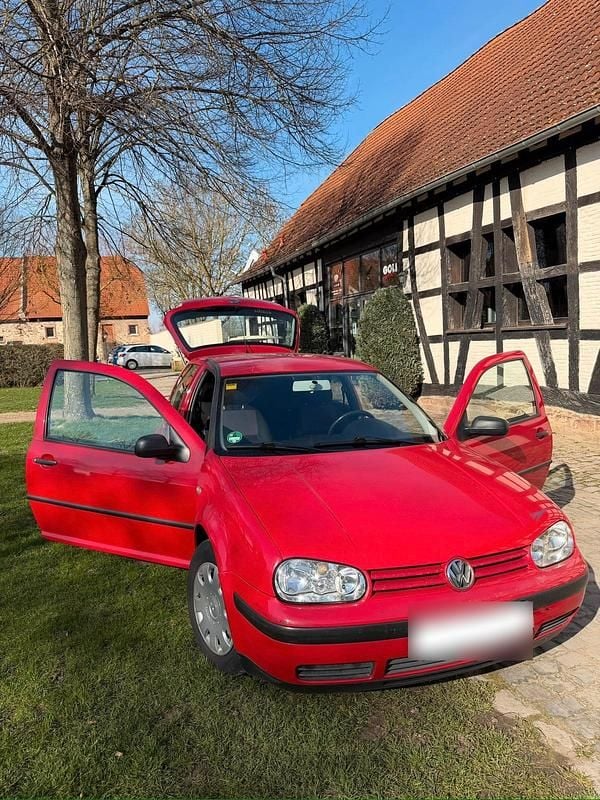 Gebraucht VW Golf IV 75 PS (55 kW) 2001 Rot Kleinwagen