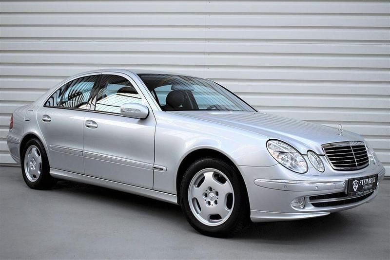 Gebraucht Mercedes E320 Avantgarde 224 PS (164 kW) 2002 Silber Limousine