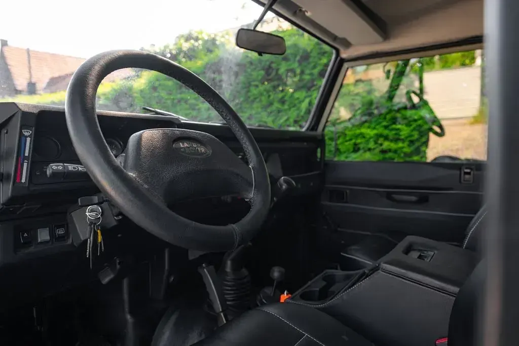 Gebraucht Land Rover Defender 136 PS (100 kW) 1996 Grün SUV