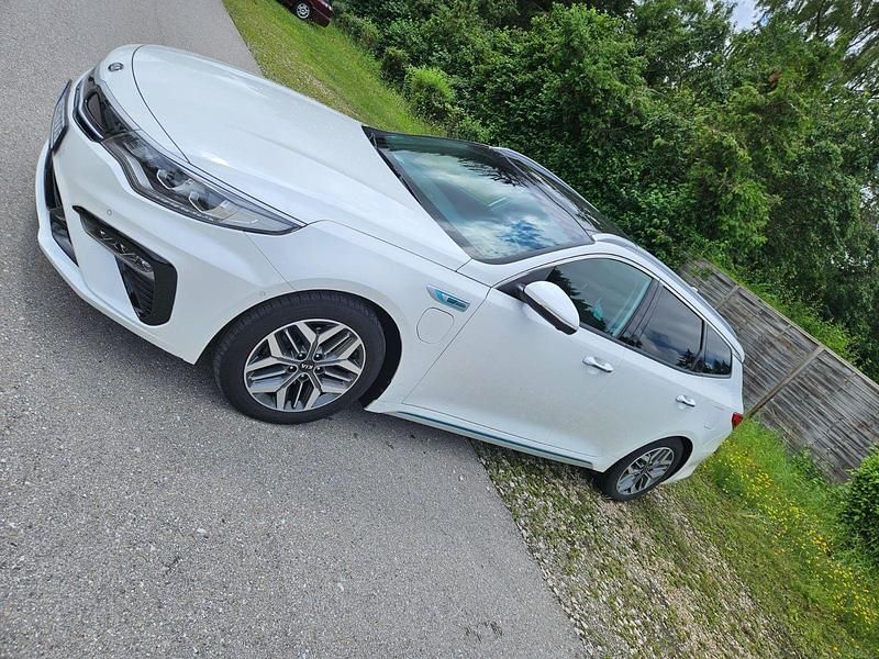 Gebraucht Kia Optima Spirit 205 PS (150 kW) 2020 Weiß Kombi