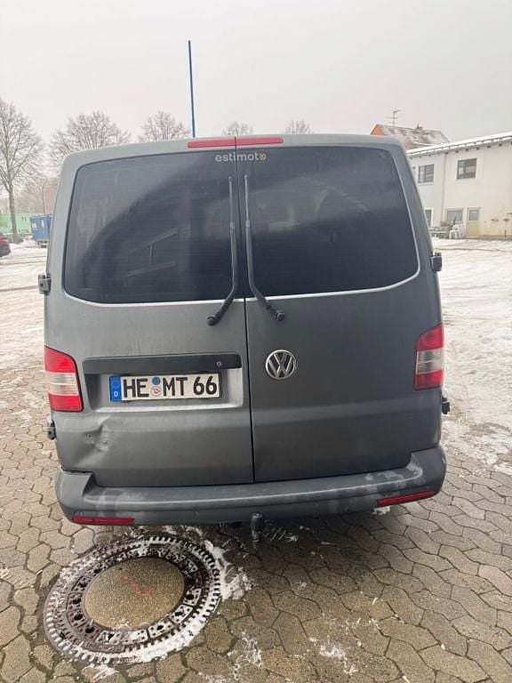 Gebraucht VW Caravelle 140 PS (102 kW) 2012 Grau Van / Kleinbus