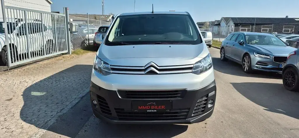 Gebraucht Citroën Jumpy Business Class 122 PS (89 kW) 2017 Grau Van / Kleinbus