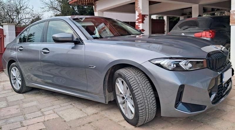 Gebraucht BMW 320e Performance 204 PS (150 kW) 2023 Grau Limousine