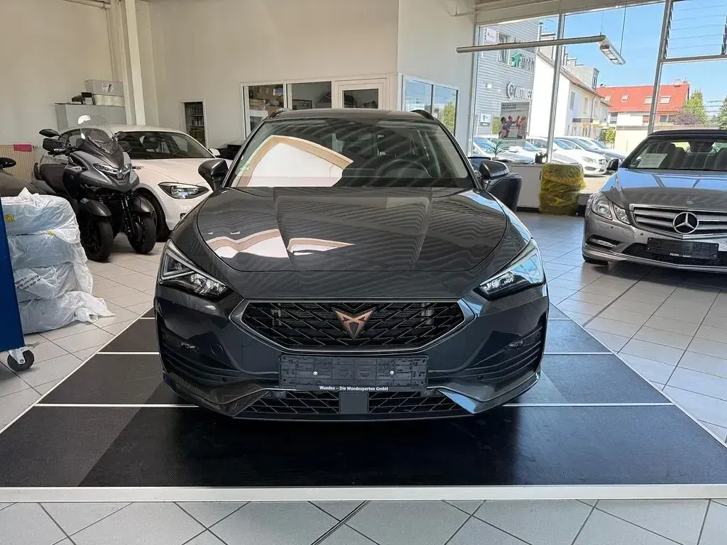 Gebraucht Cupra Leon 150 PS (110 kW) 2024 Grau Limousine