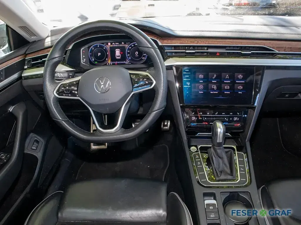 Gebraucht VW Arteon Elegance 200 PS (147 kW) 2023 Oryxweiß perlmutteffekt Kombi
