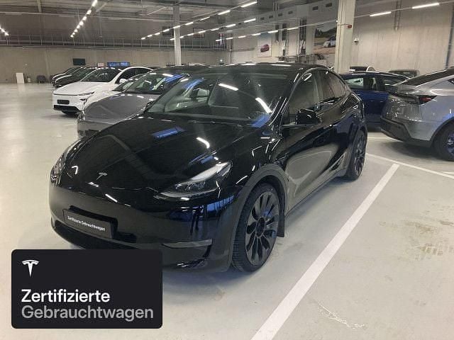 Schwarz Gebraucht 2022 Tesla Model Y Performance SUV | 39.200 € (Etwas zu teuer) - Bild 1/4