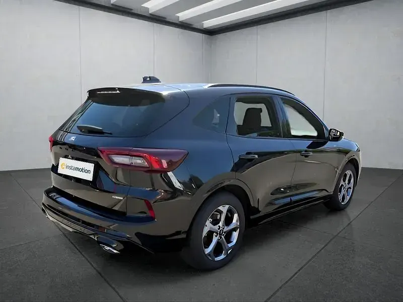 Gebraucht Ford Kuga ST-Line 190 PS (139 kW) 2025 Schwarz SUV