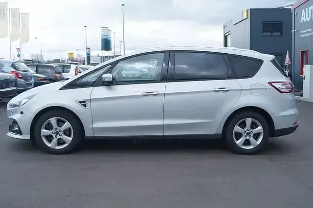 Gebraucht Ford S-MAX Trend 190 PS (139 kW) 2020 Silber Van / Kleinbus