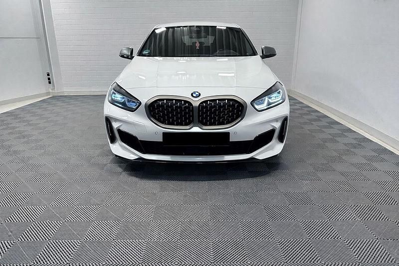Gebraucht BMW M135 Performance 306 PS (225 kW) 2021 Weiß Kleinwagen