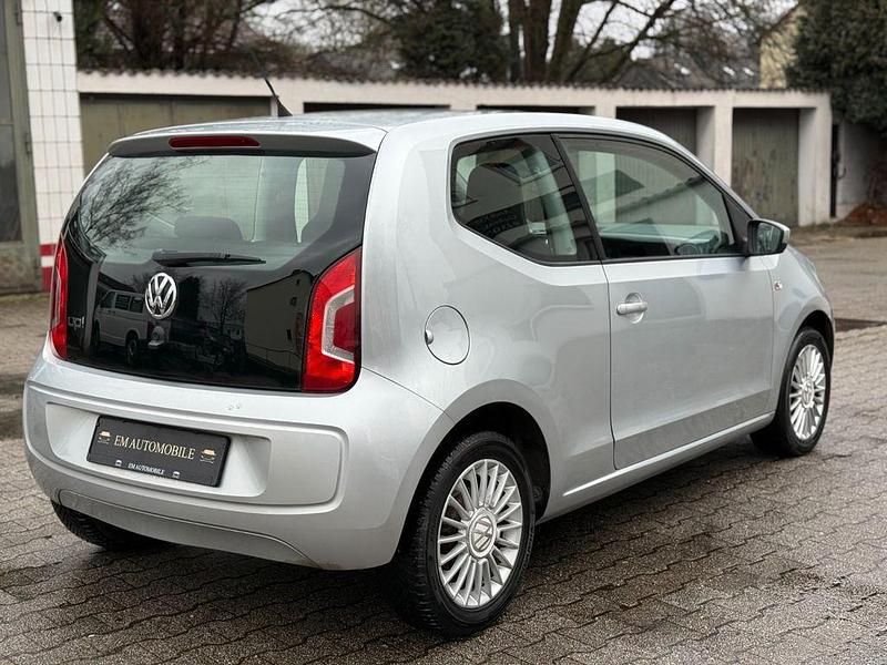 Gebraucht VW up! high up! 75 PS (55 kW) 2012 Silber Kleinwagen