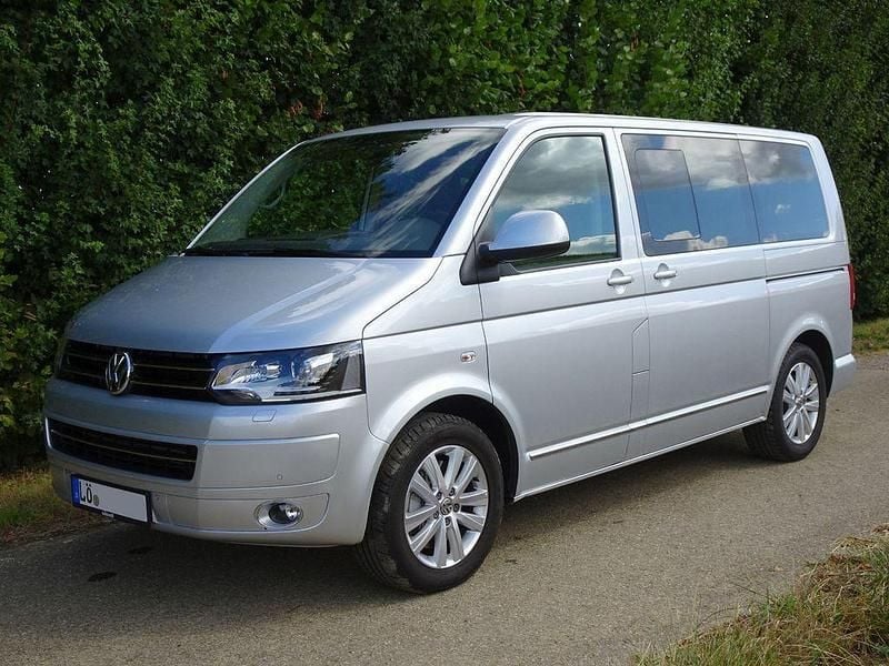 Grau Gebraucht 2015 VW T5 Highline Van | 37.500 € - Bild 1/4