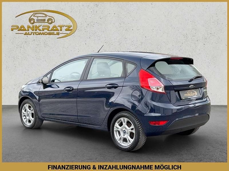 Gebraucht Ford Fiesta SYNC Edition 80 PS (58 kW) 2014 Blau Kleinwagen
