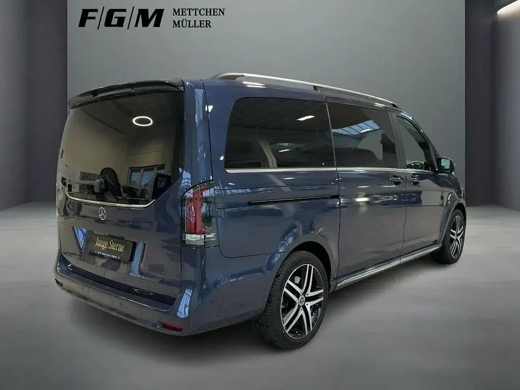 Gebraucht Mercedes V300 Exclusive 231 PS (169 kW) 2025 Sodalithblau met. Van / Kleinbus