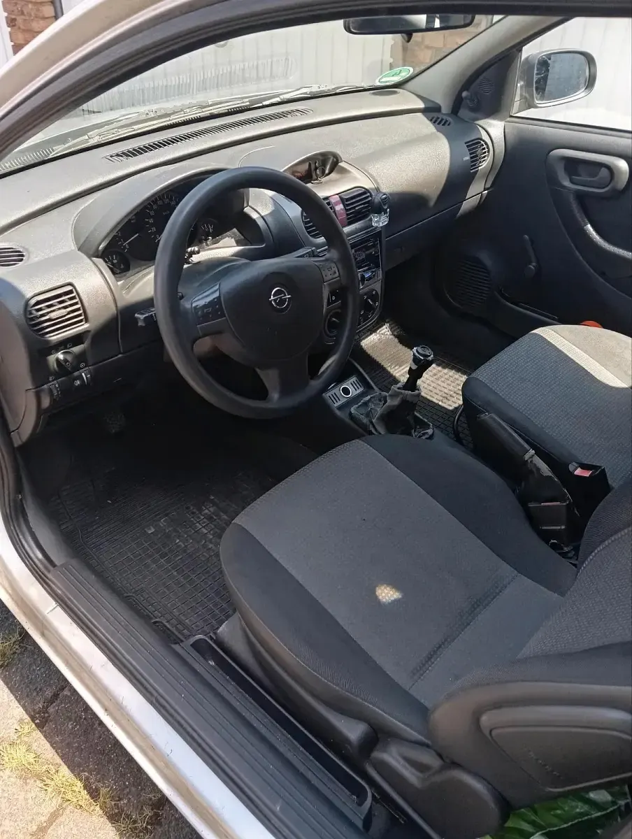 Gebraucht Opel Corsa 60 PS (44 kW) 2005 Silber Kleinwagen