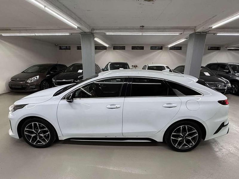 Gebraucht Kia ProCeed GT-Line 140 PS (102 kW) 2019 Weiß Kleinwagen