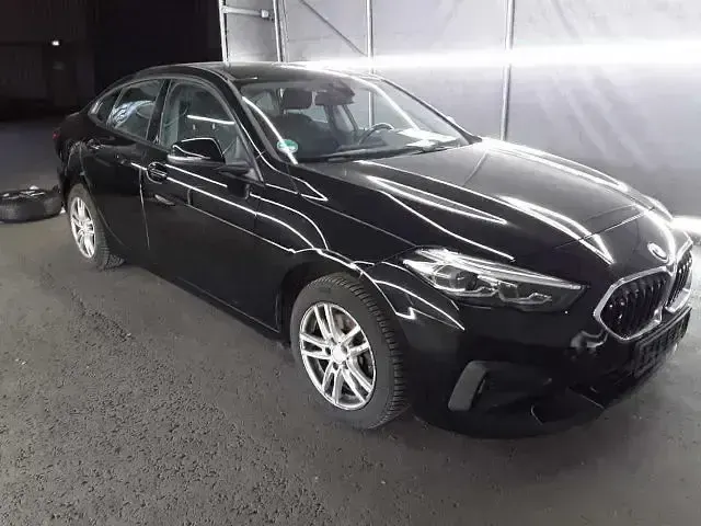 Gebraucht BMW 218 Advantage 136 PS (100 kW) 2023 Schwarz Limousine