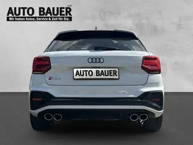 Gebraucht Audi SQ2 Sport 300 PS (220 kW) 2021 Weiß SUV