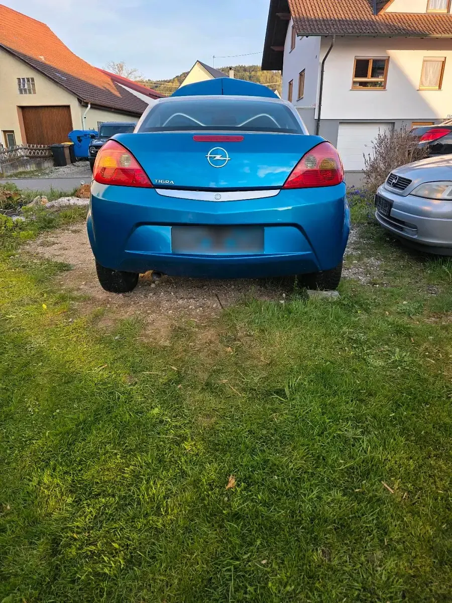 Gebraucht Opel Tigra 125 PS (91 kW) 2004 Blau Cabrio